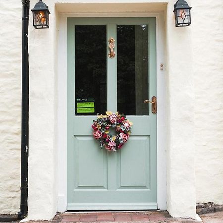 The Green Door Vegan B&B Llanon Extérieur photo